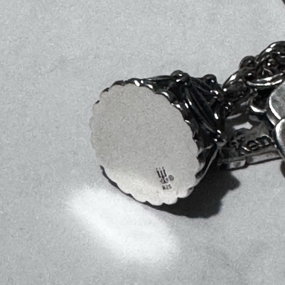 James Avery RETIRED WEDDING CAKE CHARM - Picture 3 of 4